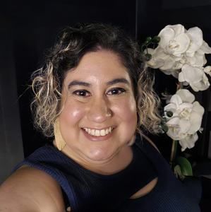 Meet your Posher, Samira